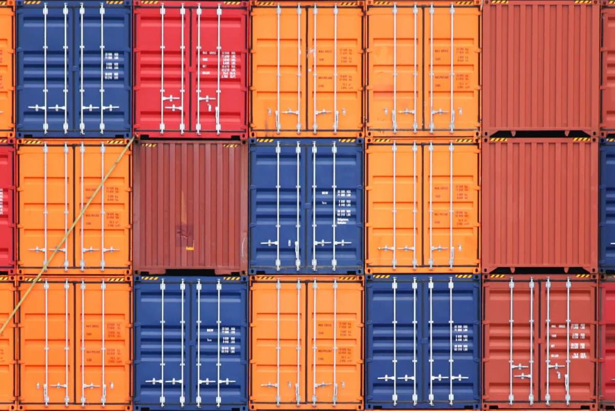 Container orchestration with Docker and Kubernetes diagram Container orchestration with Docker and Kubernetes diagram